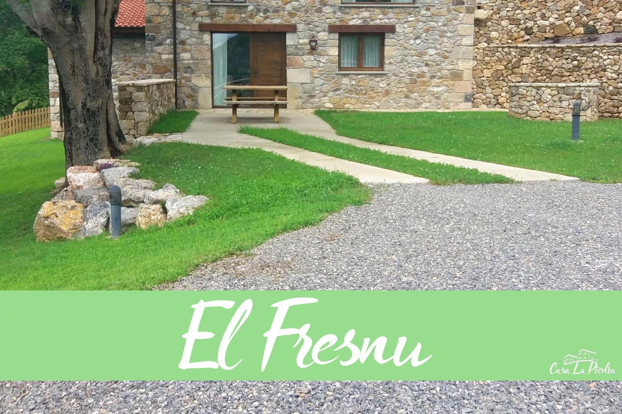 Apartamentos Rurales Casa La Piedra Collía Extérieur photo