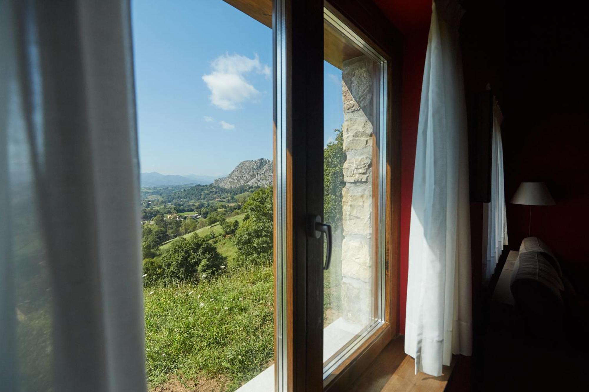 Apartamentos Rurales Casa La Piedra Collía Extérieur photo
